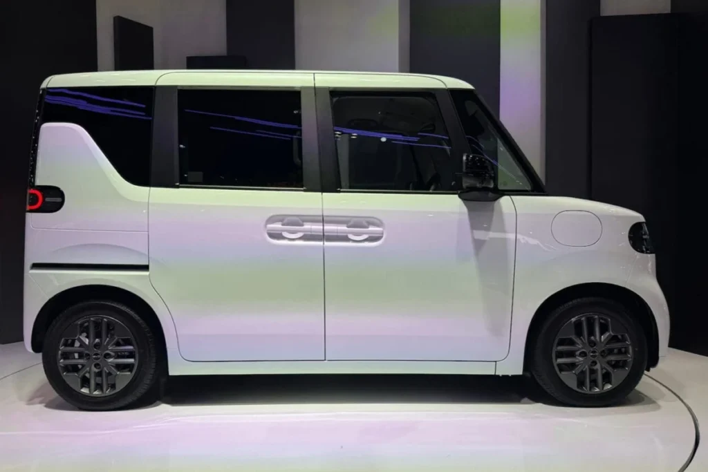 Japan electric car 2026 — BYD Racco compact EV unveiled for urban Japanese drivers.