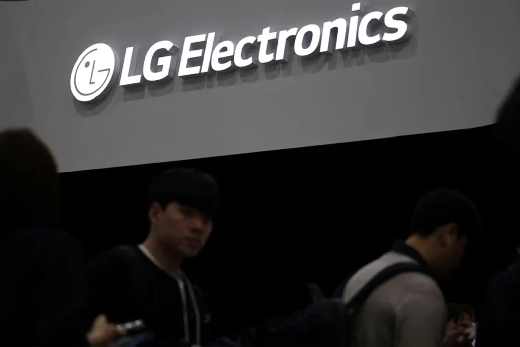 LG Electronics India IPO 2025 – investors showing huge interest as subscription numbers surge.