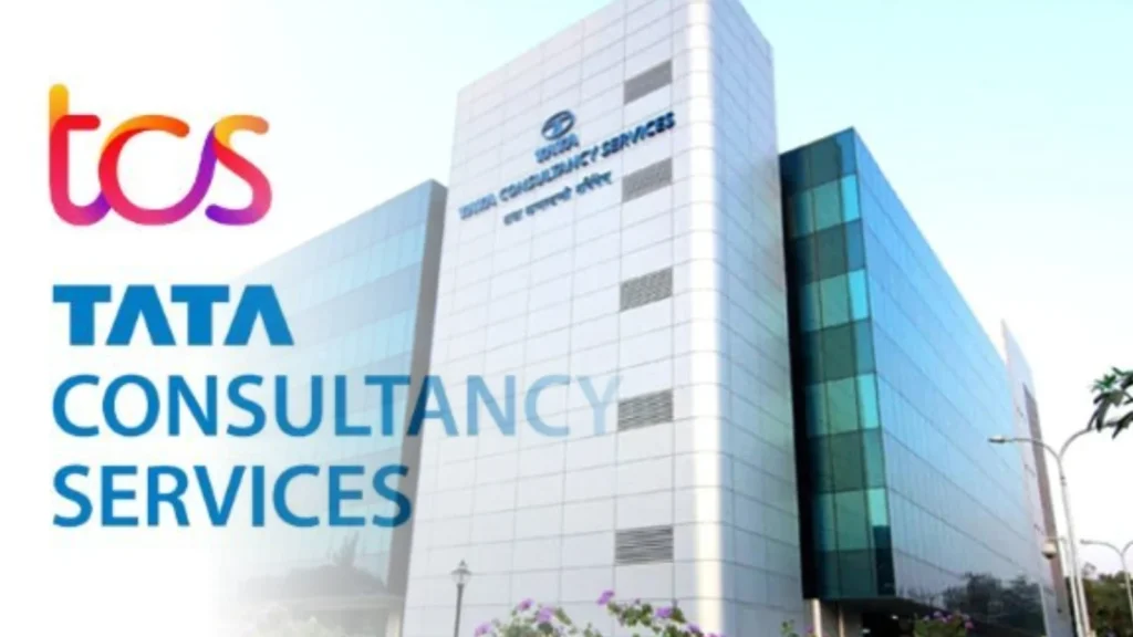 Visual depicting AI data centre India 2025 growth driven by TCS-TPG partnership and expanding high-capacity digital infrastructure.