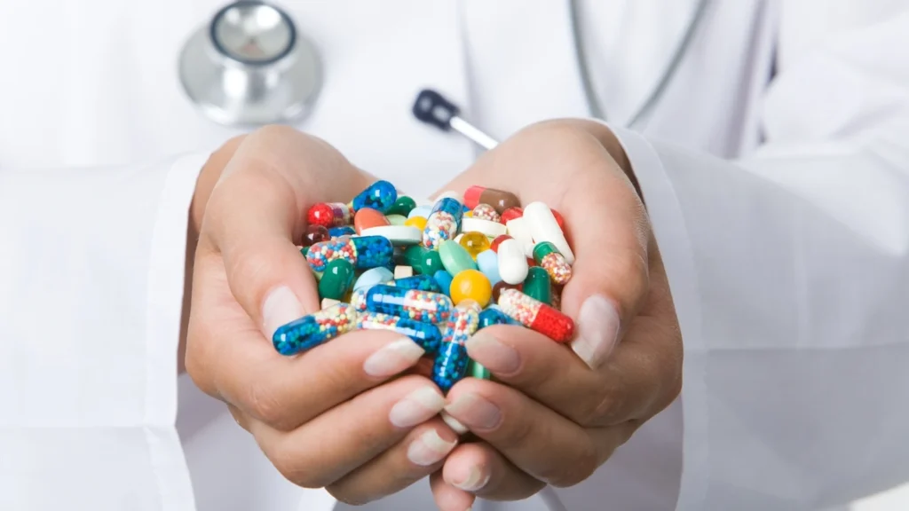 Sudeep Pharma IPO subscription status graphic displaying high bidding activity from retail and institutional investors.