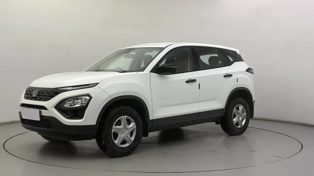 Tata Harrier petrol SUV front view highlighting its bold design and upcoming 1.5-litre turbo-petrol engine.