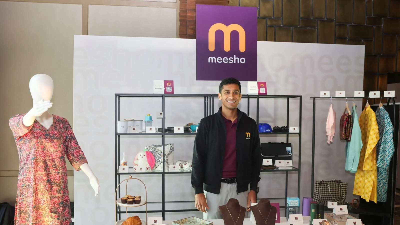 Meesho IPO investor interest rising with strong subscription demand and market buzz.