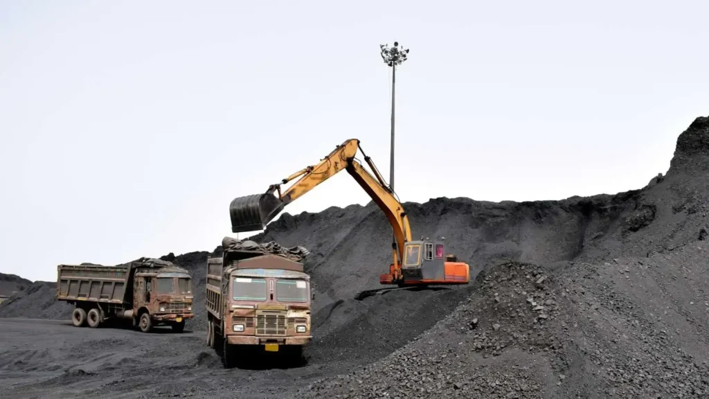 BCCL IPO news highlighting Coal India’s subsidiary planning its public listing amid rising investor interest.